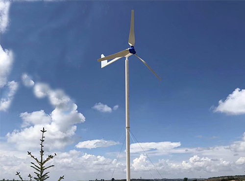 南京歐陸2000W風力發(fā)電機幫助東鄉(xiāng)無電居民實現(xiàn)了正常通電